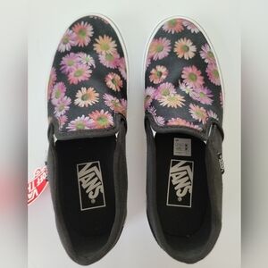 NWT Vans Ladies Asher Floral Slip On Sneakers